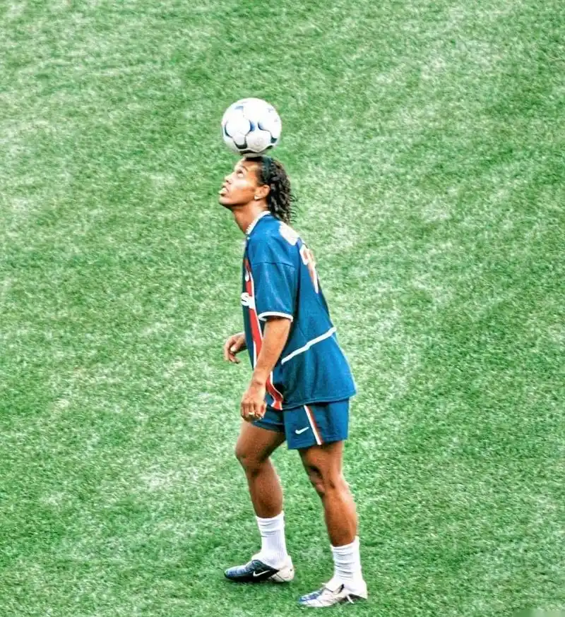 具穿透力的 具穿透力的